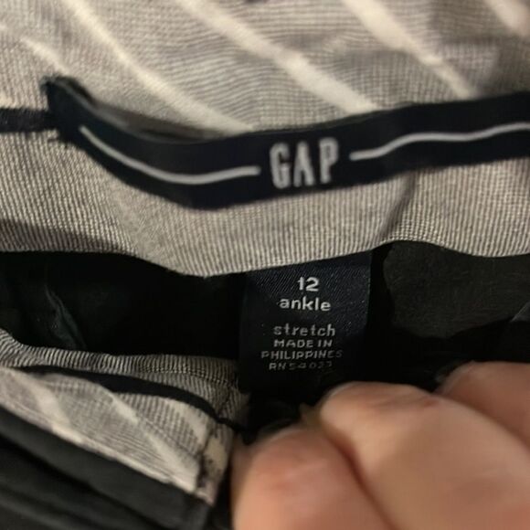 GAP Black Pants Size 12A. Wide Leg - Picture 3 of 3